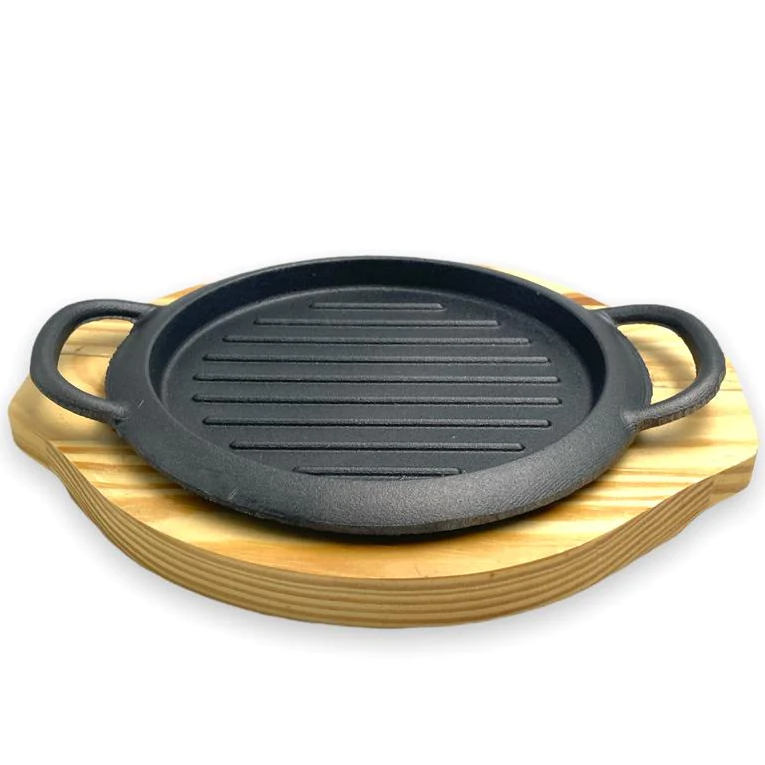 Round Cast Iron Sizzling with wooden base - lunazchef.shop