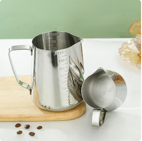 Stainless Steel Barista Milk Pitcher 350 ml - lunazchef.shop