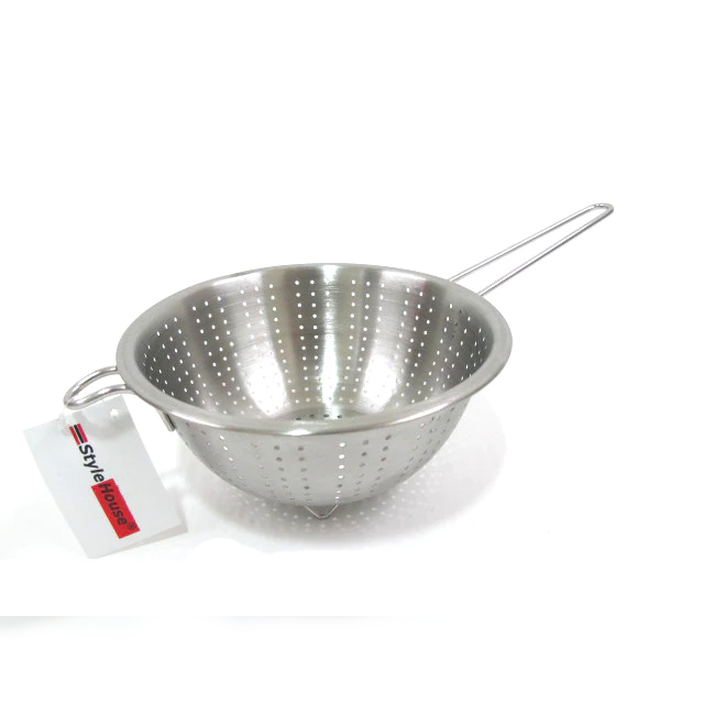 Stainless Steel punching strainer; 18 cm - lunazchef.shop