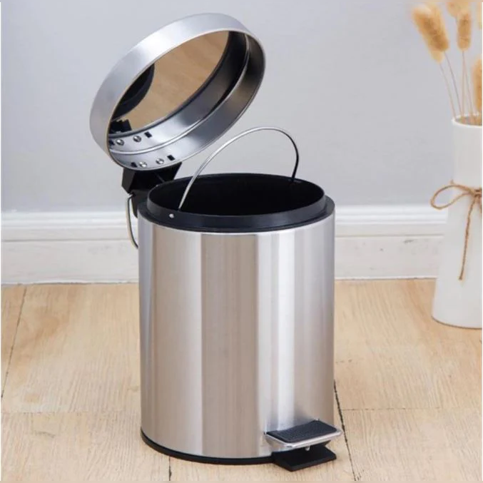 Stainless Steel Dustbin with pedal 5 Lt - lunazchef.shop