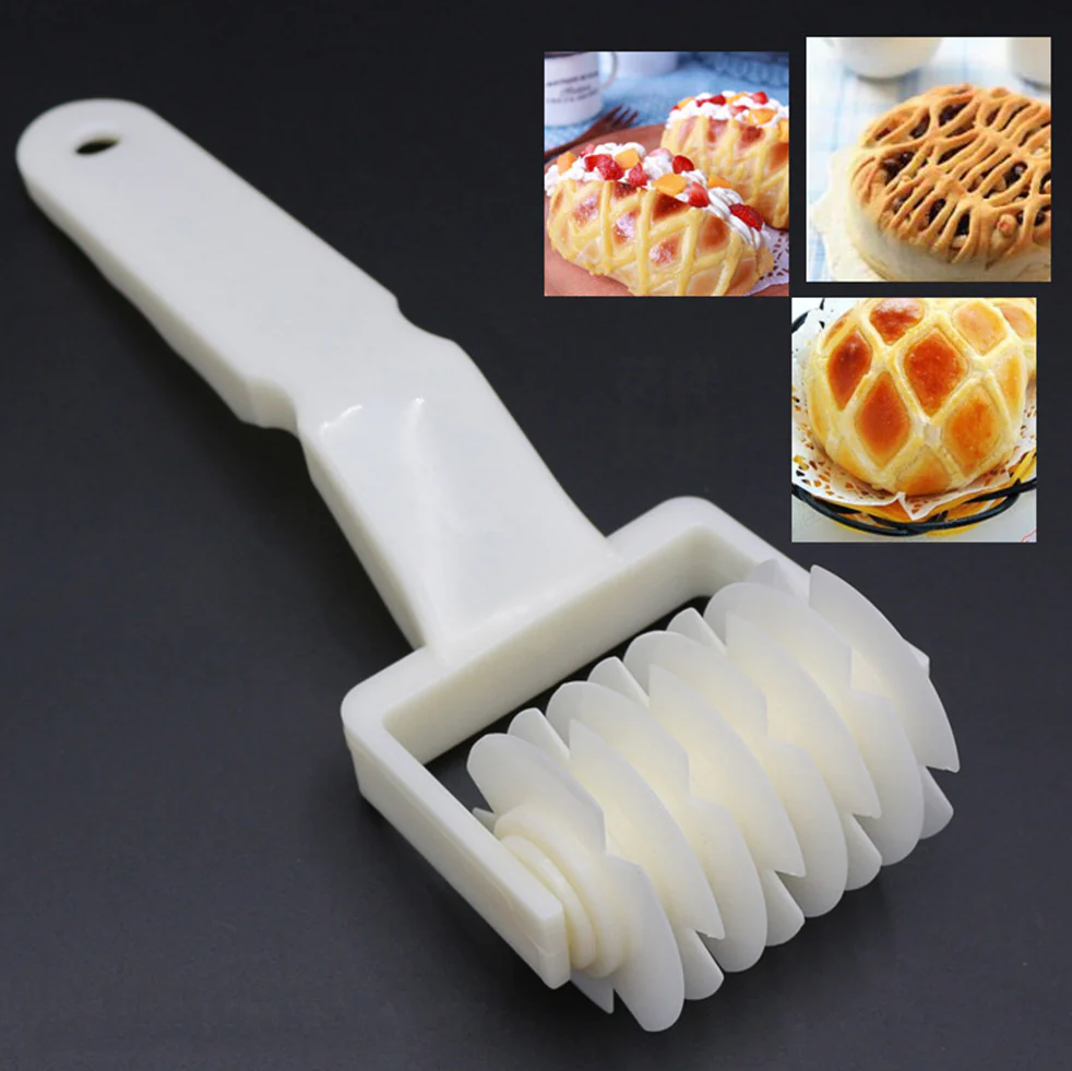 Lattice Dough Cutter Small - lunazchef.shop